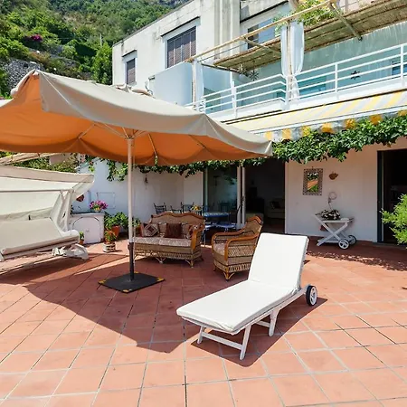 펜션 Casa Dorothea 2 *